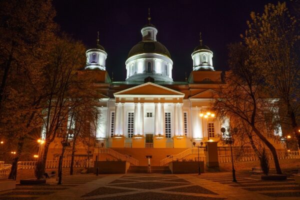 собор в пензе на советской площади. Смотреть фото собор в пензе на советской площади. Смотреть картинку собор в пензе на советской площади. Картинка про собор в пензе на советской площади. Фото собор в пензе на советской площади